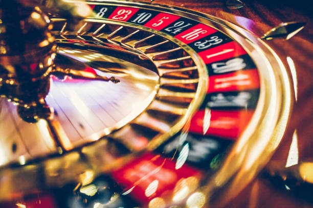 lucksvip slot mobile app live casino interface